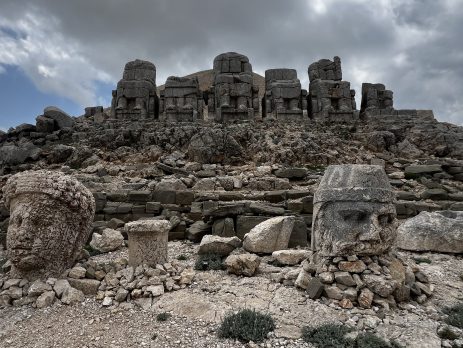 Mount Nemrut Göbeklitepe tour in southeastern Turkey