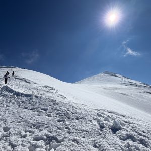 Climbers at 5000 meters to reach the summit of Mount Ararat in Turkey